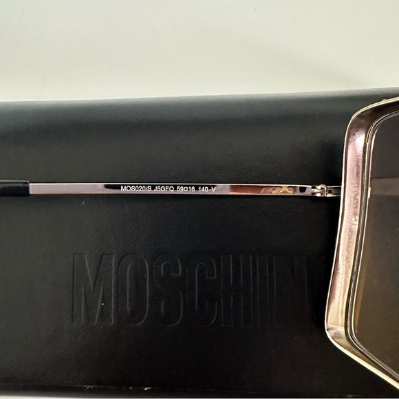 MOSCHINO Flat Brow Bar Gradient Sunglasses - Picture 6 of 8